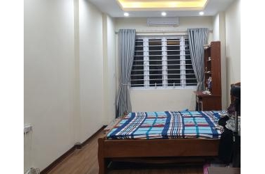 Bán nhà phố Đại La, Hai Bà Trưng, 23m2 x 4T x 1.98 tỷ, ngõ thoáng, 30m ra phố